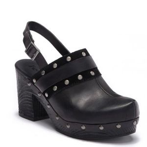 NWOB Korks Clogs blackstrap black size 6